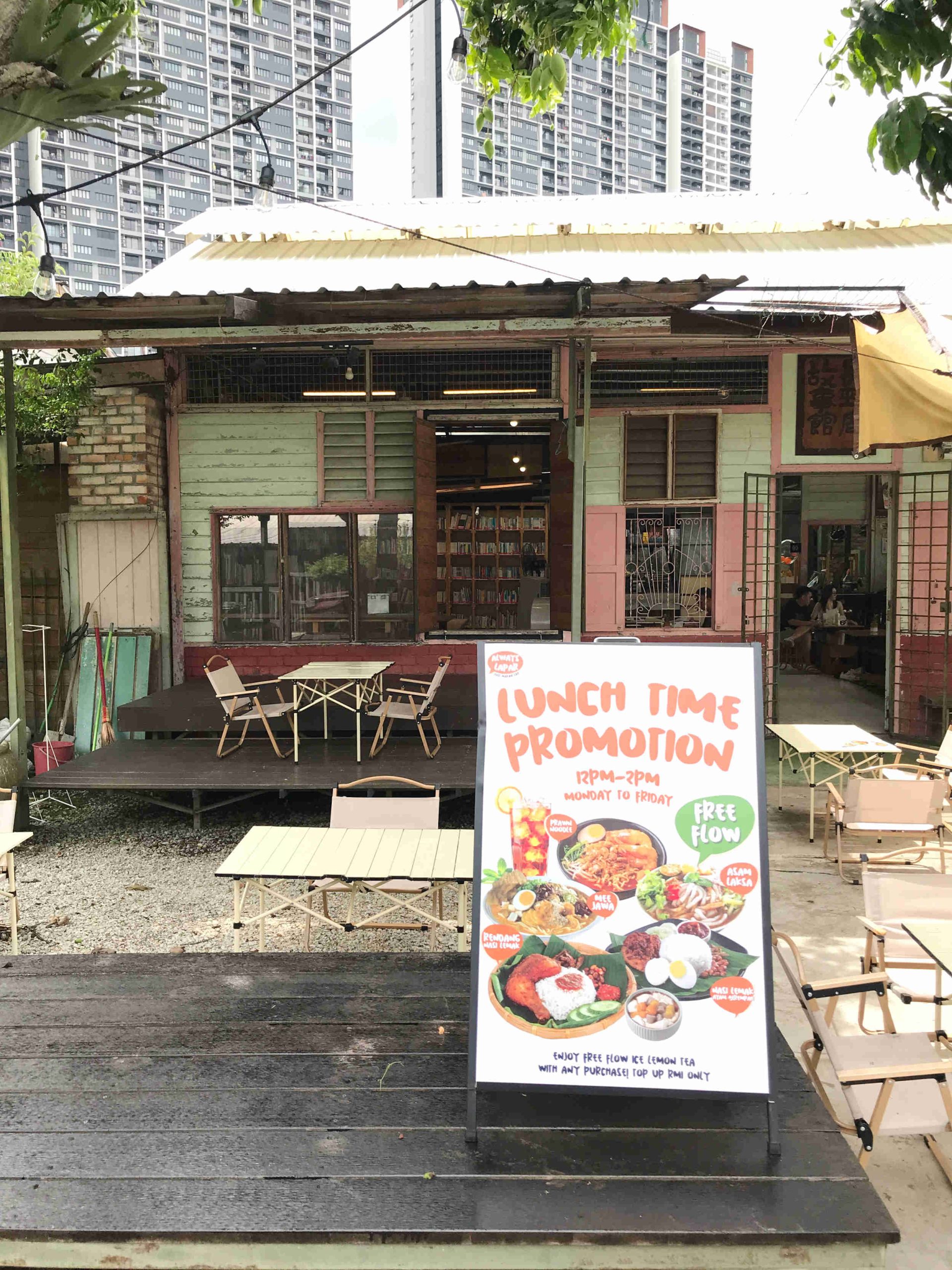 Southeast Asia Trip - Picture bookstore